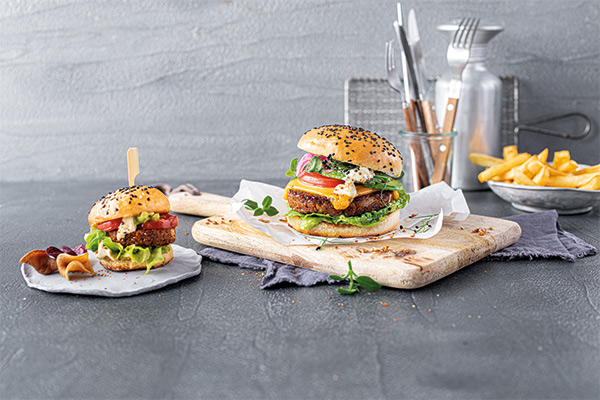 Grafik, die kur Inhalt & Herstellung des Instektenburgers beschreibt